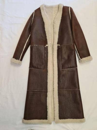 High -fashion leather coats made in Italy for resellers